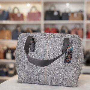 Silver Elegance Leather Bag,shoulder elegant bag silver color